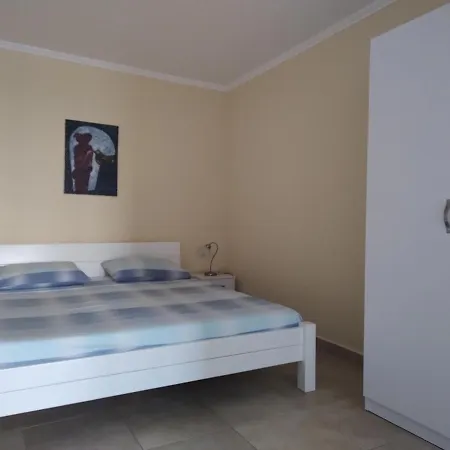 Apartment Oliva Lozica *