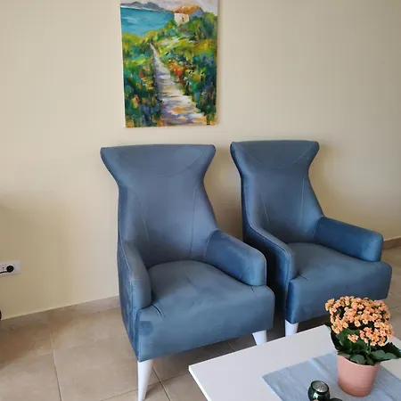 Apartment Oliva Lozica