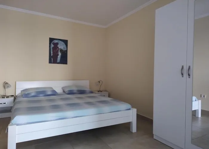 Apartamento Oliva Lozica *