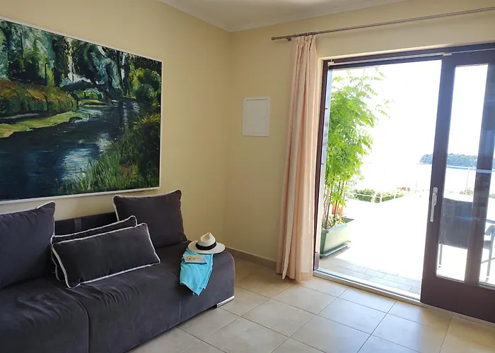Oliva Lozica Apartamento *
