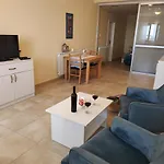 Oliva Lozica شقة *