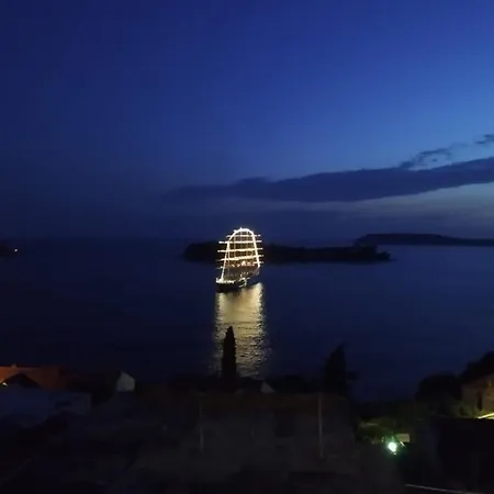 Oliva Lozica شقة