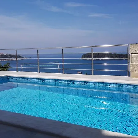 Oliva Lozica Ντουμπρόβνικ